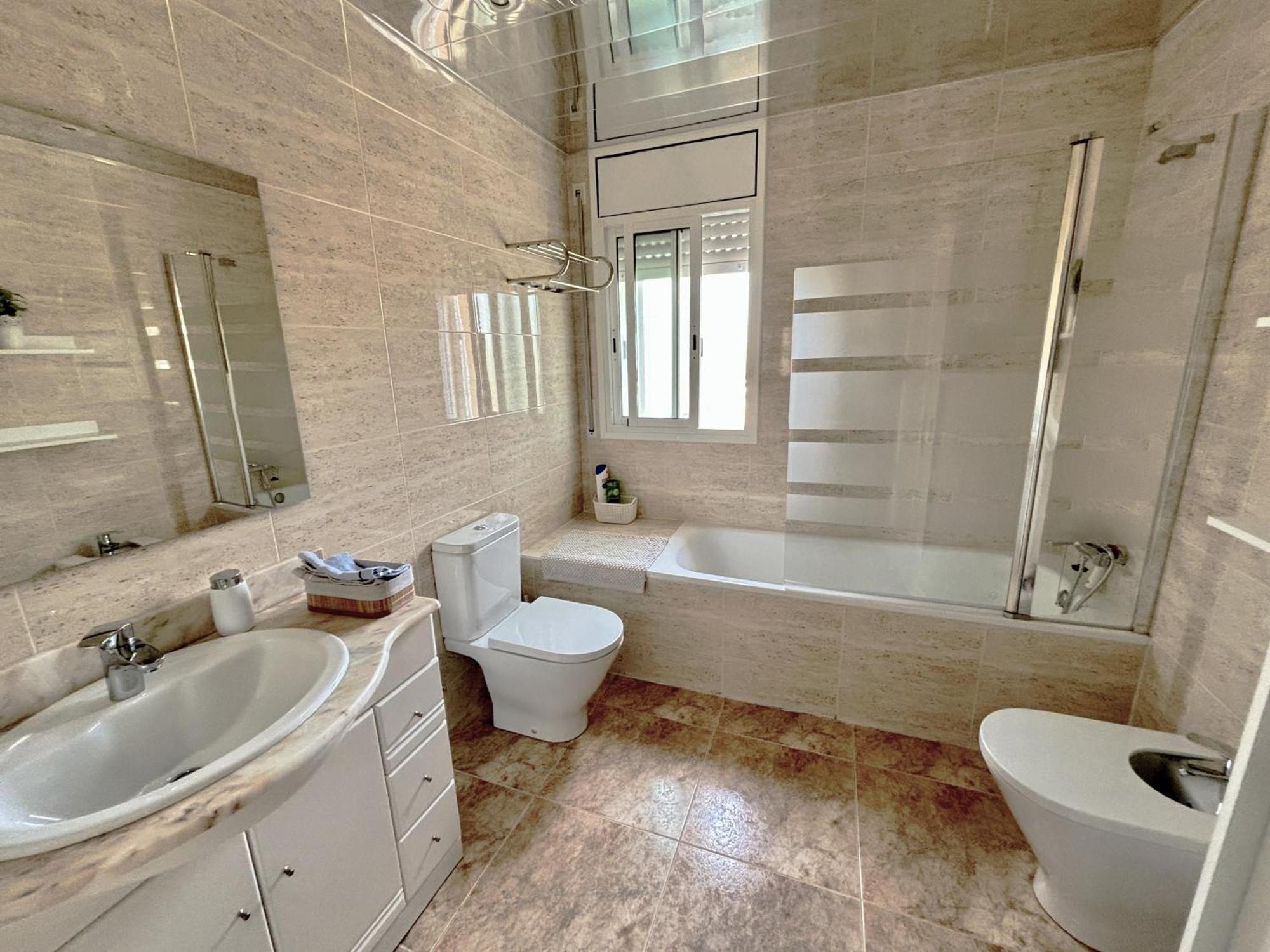 Penthouse With 95m2 Solarium, Pool And Seaview Thehavenescape * Coma-ruga
