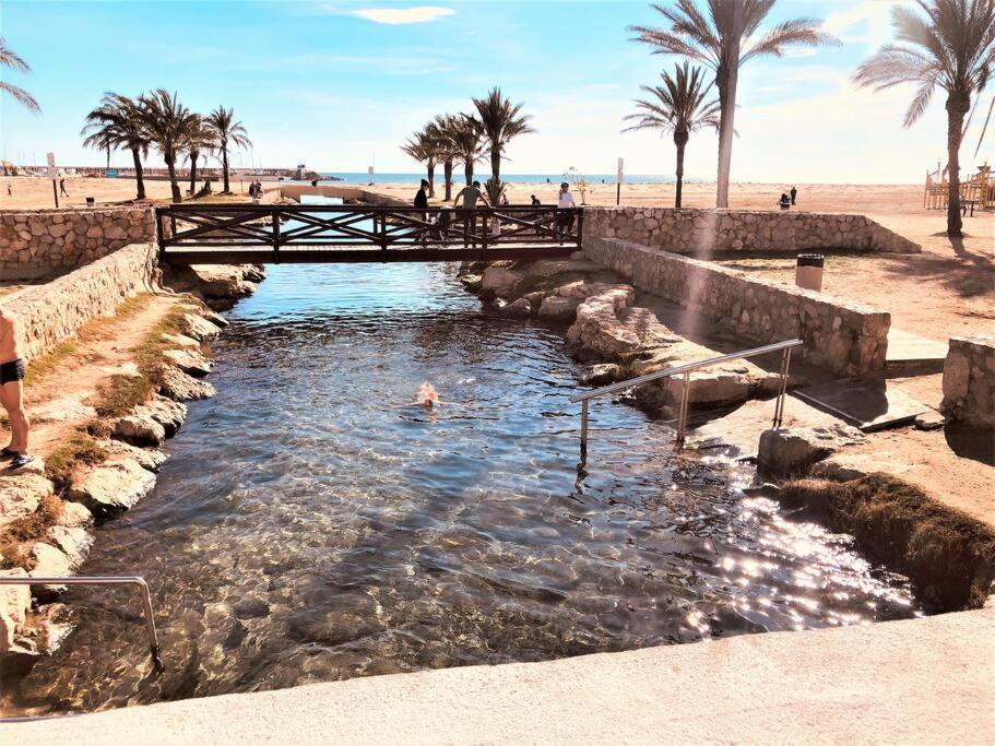 Penthouse With 95m2 Solarium, Pool And Seaview Thehavenescape