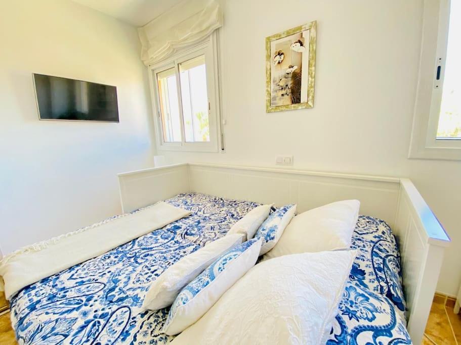 Penthouse With 95m2 Solarium, Pool And Seaview Thehavenescape Appartement *